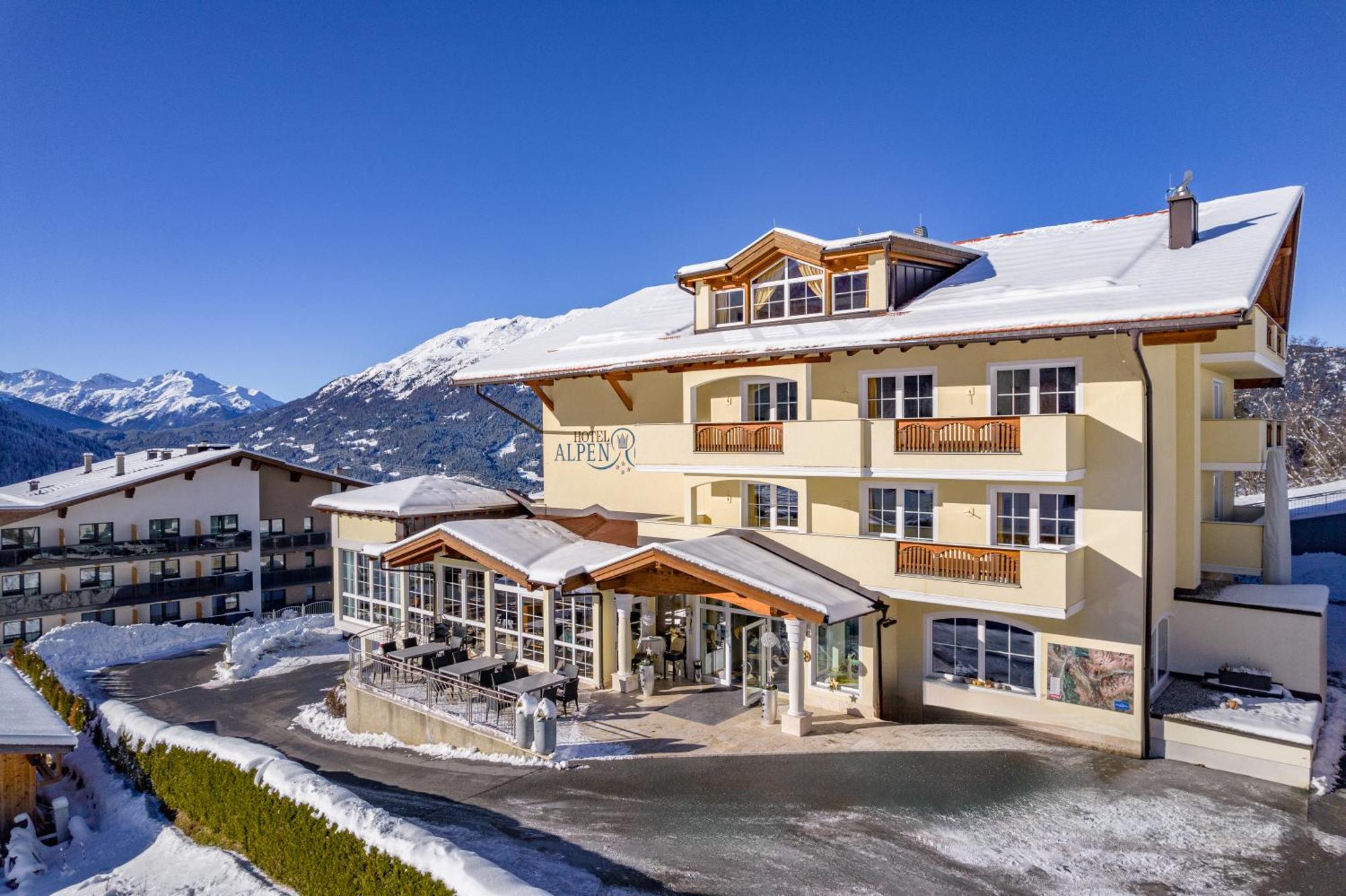 Hotel Alpen-Royal Єрценс Екстер'єр фото